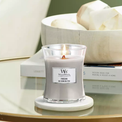 Woodwick Fireside Medium Scented Candle 274.9g